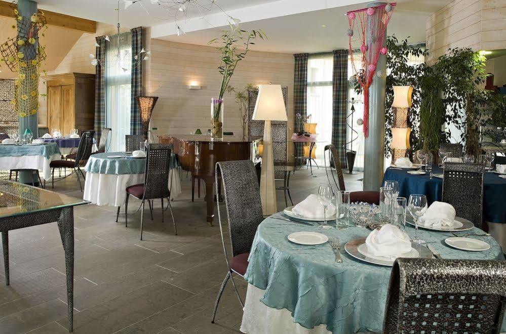 Logis Hôtel Parenthèse, Restaurant&Spa Chille Exterior foto